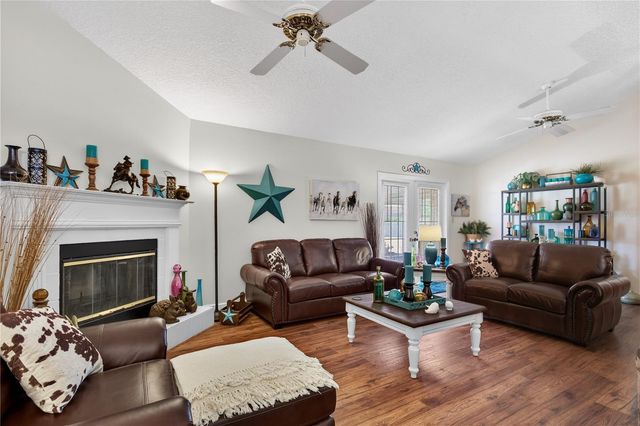 23440 OAK LANE, Sorrento, FL 32776