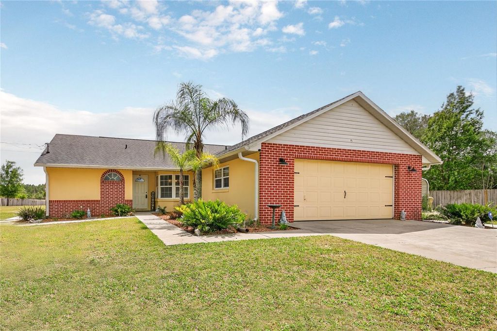 23440 OAK LANE, Sorrento, FL 32776