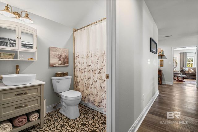 207 W Jefferson Avenue, Summerdale, AL 36580