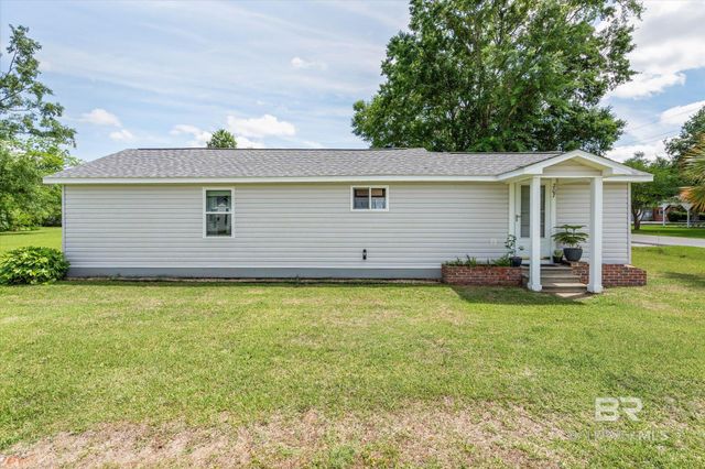207 W Jefferson Avenue, Summerdale, AL 36580