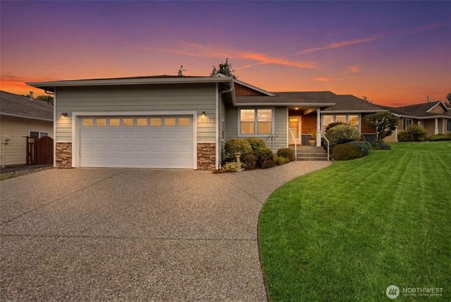 8013 283rd Street NW, Stanwood, WA 98292