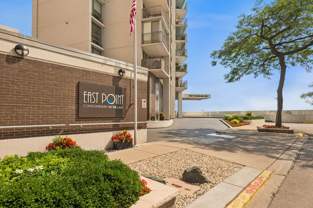940 W Glenlake Avenue 27A, Chicago, IL 60660