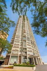 940 W Glenlake Avenue 27A, Chicago, IL 60660