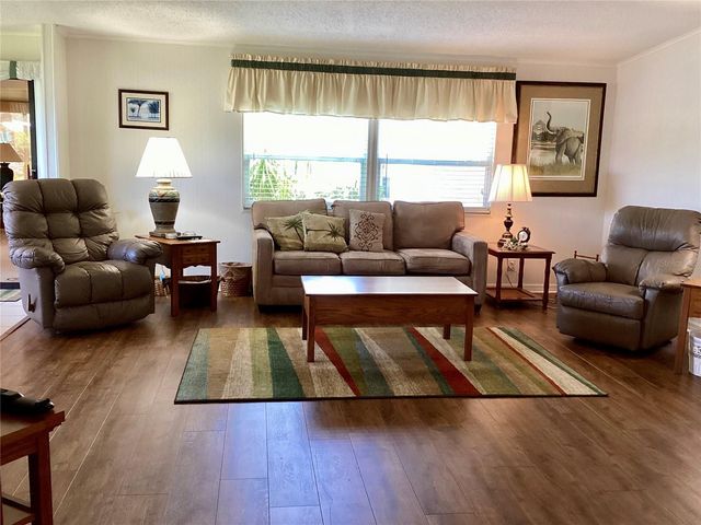 8451 IMPERIAL CIRCLE, Palmetto, FL 34221