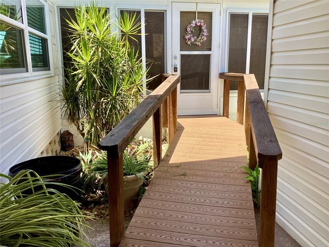 8451 IMPERIAL CIRCLE, Palmetto, FL 34221