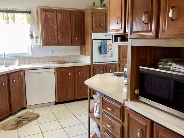 8451 IMPERIAL CIRCLE, Palmetto, FL 34221