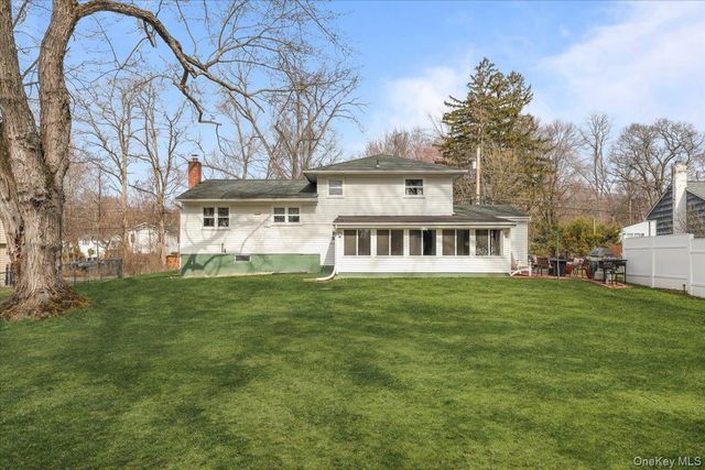 4 Ridgewood Terrace, Poughkeepsie, NY 12603