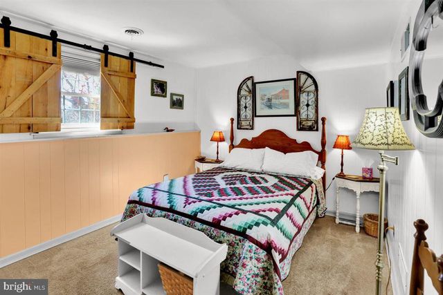3705 E NEWPORT RD, Intercourse, PA 17534