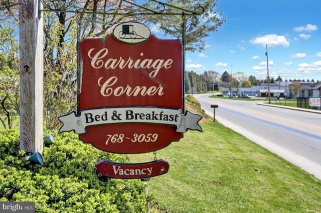 3705 E NEWPORT RD, Intercourse, PA 17534