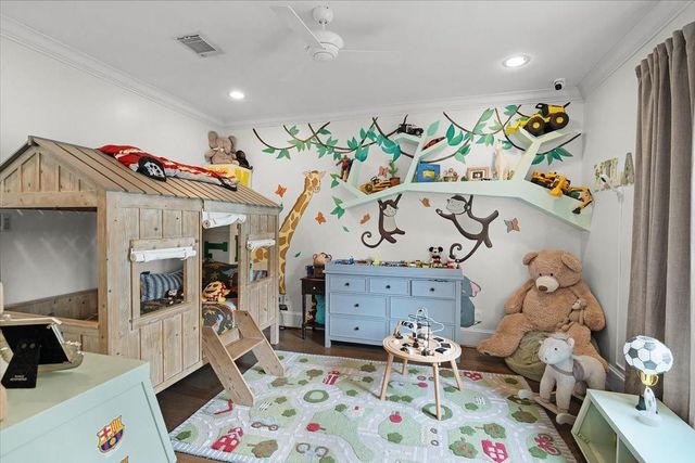 4005 Chatham Lane, Houston, TX 77027