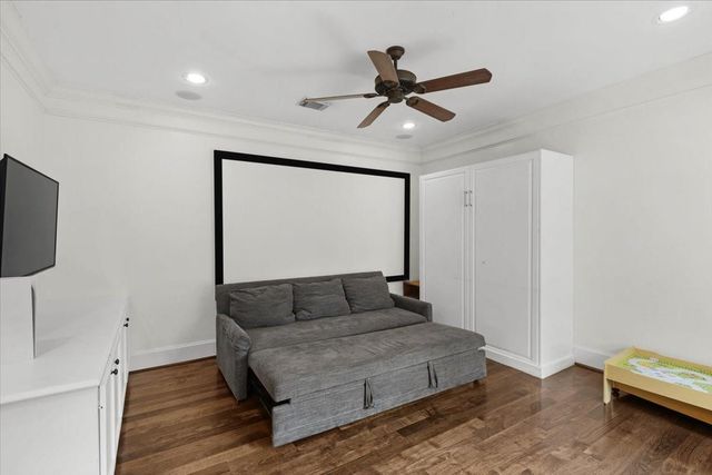 4005 Chatham Lane, Houston, TX 77027