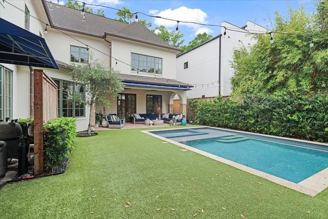 4005 Chatham Lane, Houston, TX 77027