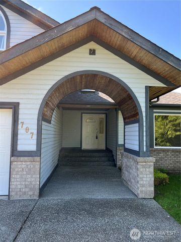 707 B Street, Blaine, WA 98230