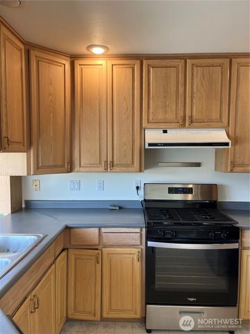 707 B Street, Blaine, WA 98230