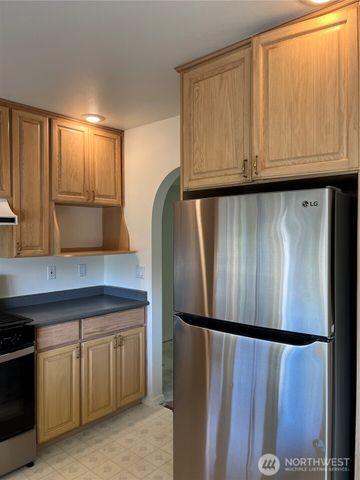 707 B Street, Blaine, WA 98230