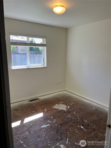 707 B Street, Blaine, WA 98230