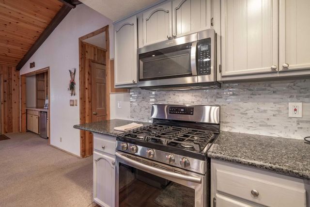 1411 Klamath Road, Big Bear, CA 92314