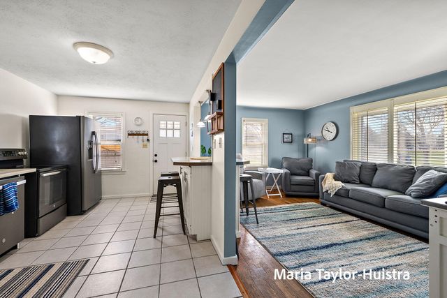 1525 Grant Avenue, Grand Haven City, MI 49417