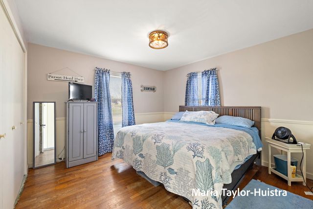 1525 Grant Avenue, Grand Haven City, MI 49417