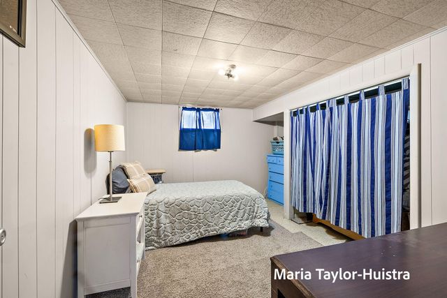 1525 Grant Avenue, Grand Haven City, MI 49417
