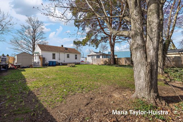 1525 Grant Avenue, Grand Haven City, MI 49417