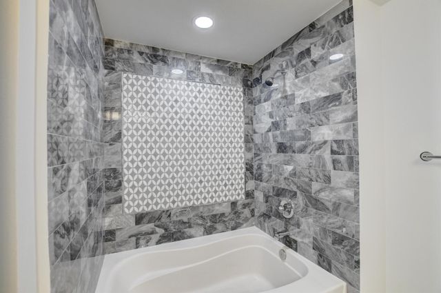 700 E Boynton Beach Boulevard 403, Boynton Beach, FL 33435