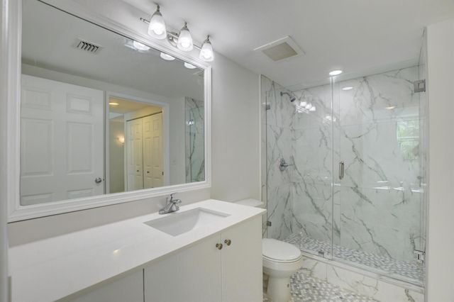 700 E Boynton Beach Boulevard 403, Boynton Beach, FL 33435