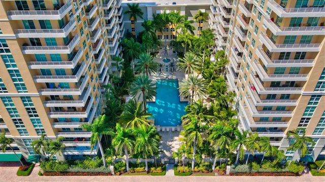 700 E Boynton Beach Boulevard 403, Boynton Beach, FL 33435