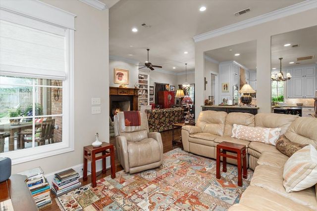 102 Harmony Hill Court, Lufkin, TX 75901