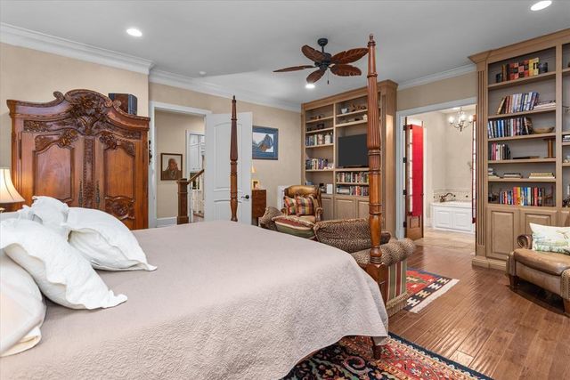 102 Harmony Hill Court, Lufkin, TX 75901