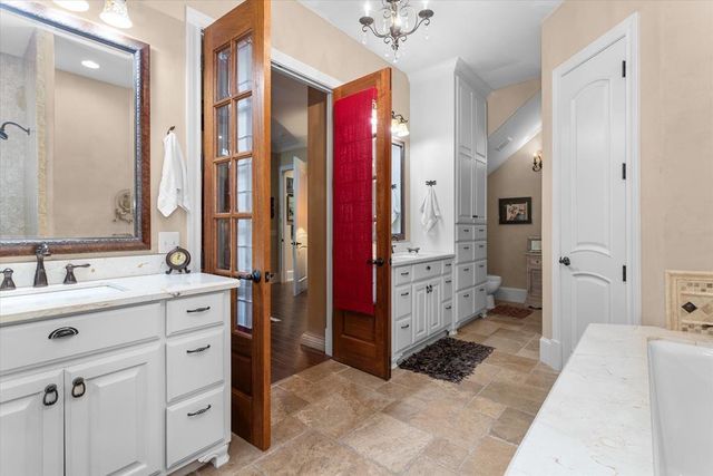 102 Harmony Hill Court, Lufkin, TX 75901