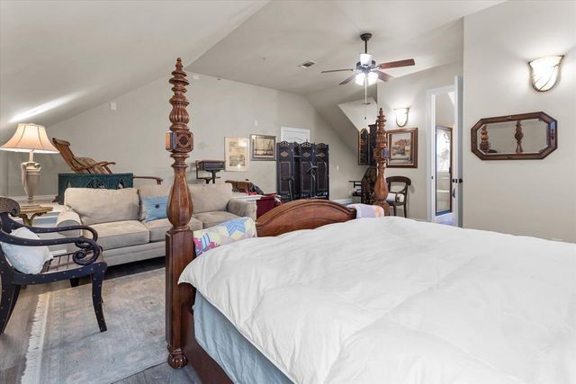 102 Harmony Hill Court, Lufkin, TX 75901
