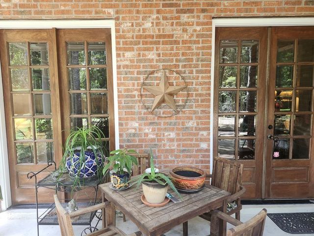 102 Harmony Hill Court, Lufkin, TX 75901