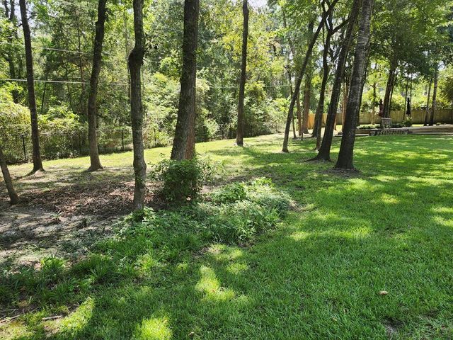 102 Harmony Hill Court, Lufkin, TX 75901