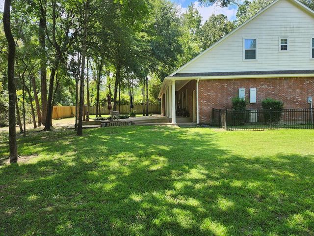 102 Harmony Hill Court, Lufkin, TX 75901