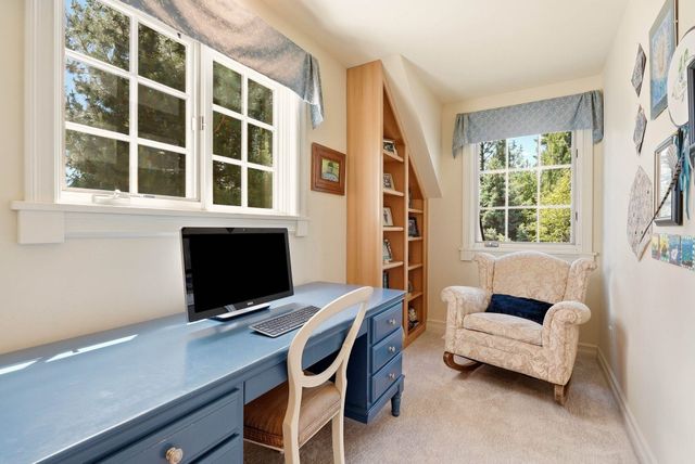 2024 S Overbluff Ct, Spokane, WA 99203