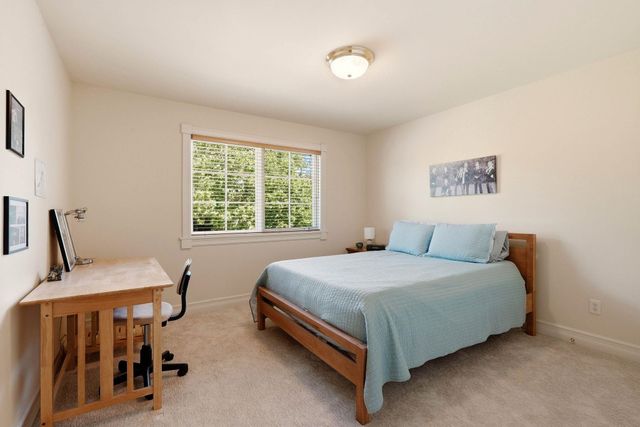 2024 S Overbluff Ct, Spokane, WA 99203