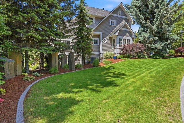 2024 S Overbluff Ct, Spokane, WA 99203