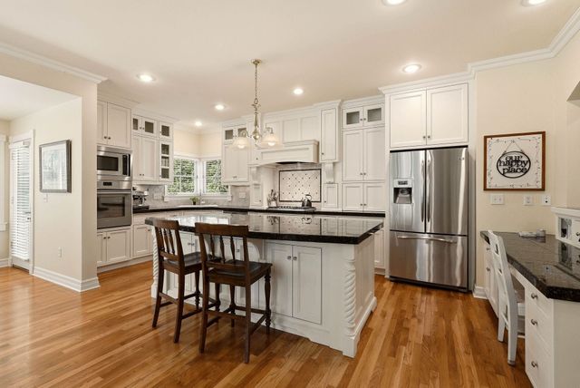 2024 S Overbluff Ct, Spokane, WA 99203