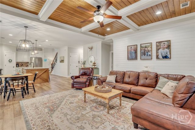 188 Crawford Lane, Richmond Hill, GA 31324