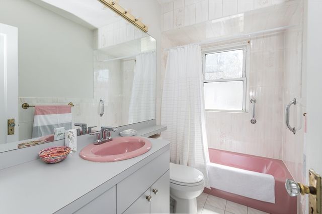 15 Eugenia Rd, Boston, MA 02131