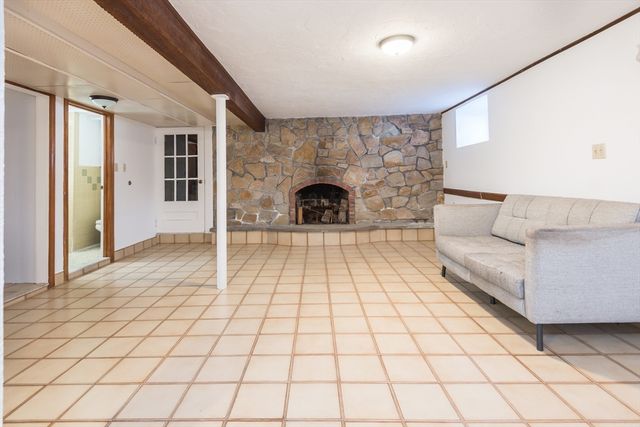 15 Eugenia Rd, Boston, MA 02131