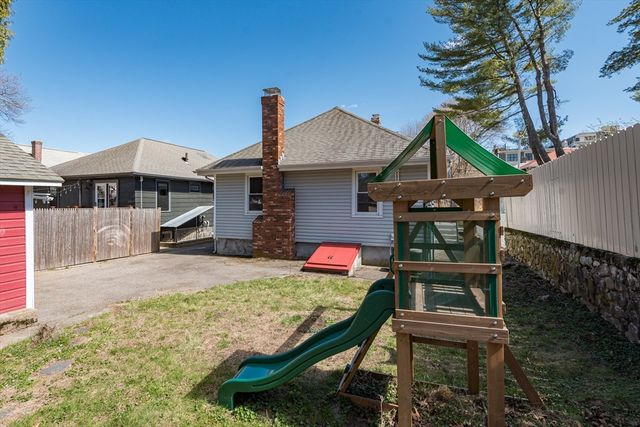 15 Eugenia Rd, Boston, MA 02131