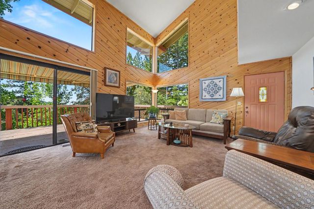19783 Meadowood Dr, Jackson, CA 95642
