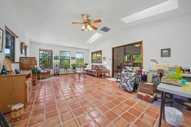 19783 Meadowood Dr, Jackson, CA 95642