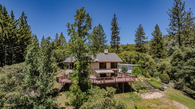19783 Meadowood Dr, Jackson, CA 95642