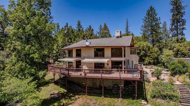 19783 Meadowood Dr, Jackson, CA 95642