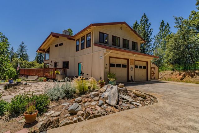 19783 Meadowood Dr, Jackson, CA 95642
