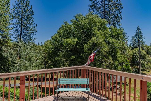 19783 Meadowood Dr, Jackson, CA 95642