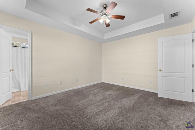200 crestwood Circle, Centerville, GA 31028